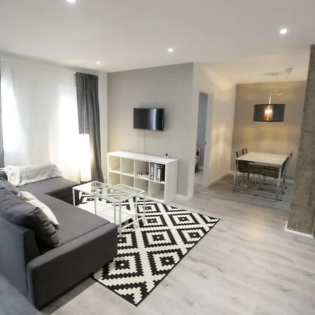 Brand New Charming Apartment Next To The River Seville Exterior photo